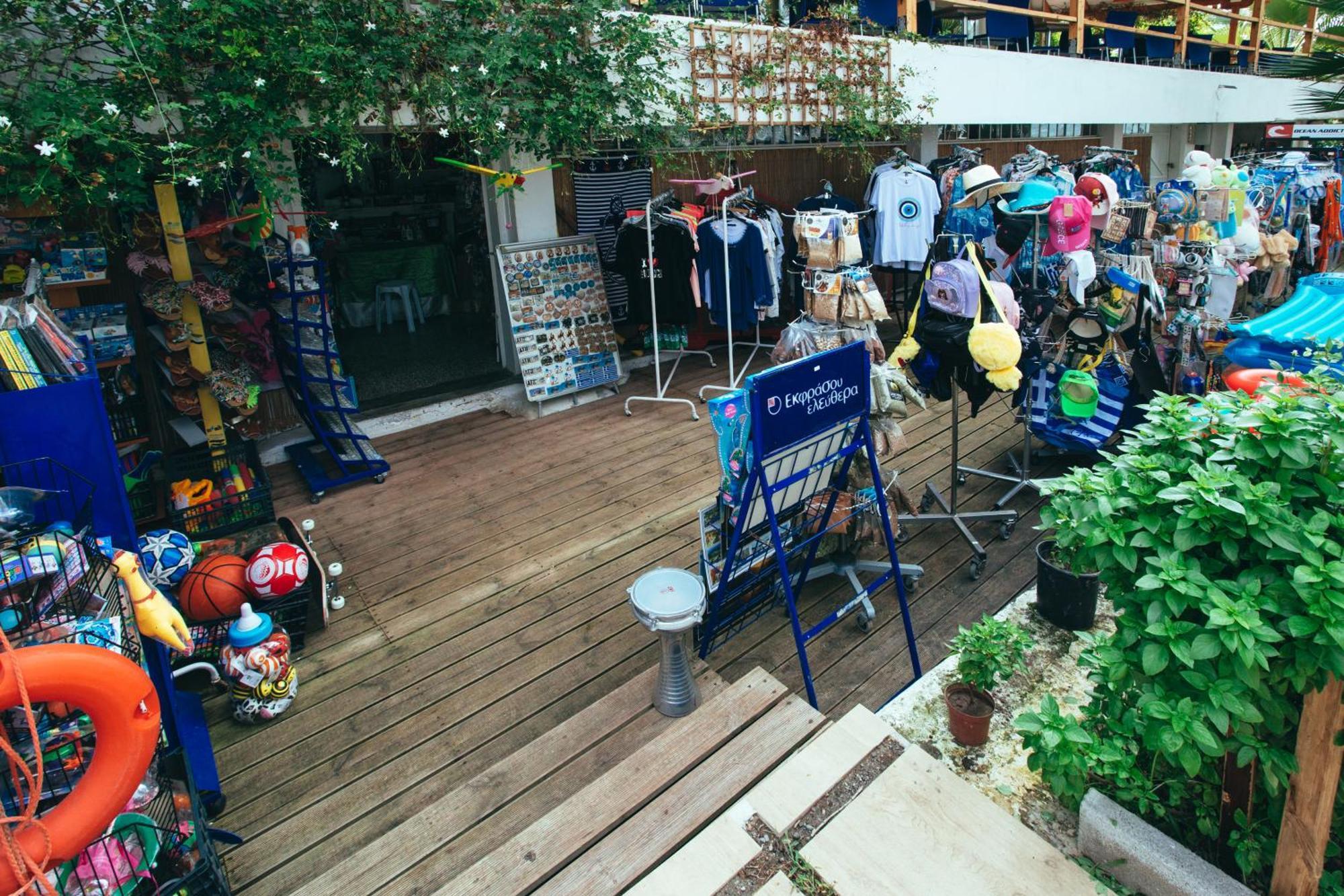 Hotel Sissy กาเมนาวูร์ลา ภายนอก รูปภาพ